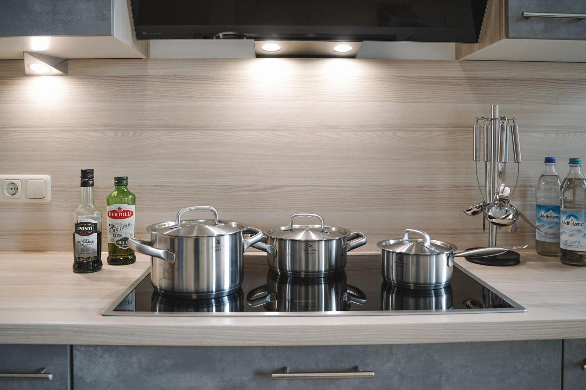 Loewenherz Homes Luxury Apartment - Stadt- Und Seenaehe - Fellnasenfreundlich - Lichtdurchflutet Stephanskirchen エクステリア 写真