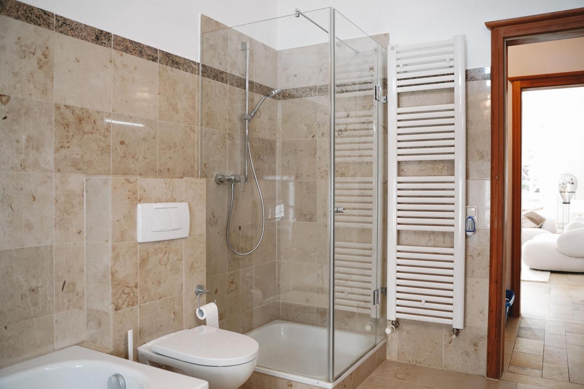 Loewenherz Homes Luxury Apartment - Stadt- Und Seenaehe - Fellnasenfreundlich - Lichtdurchflutet Stephanskirchen エクステリア 写真