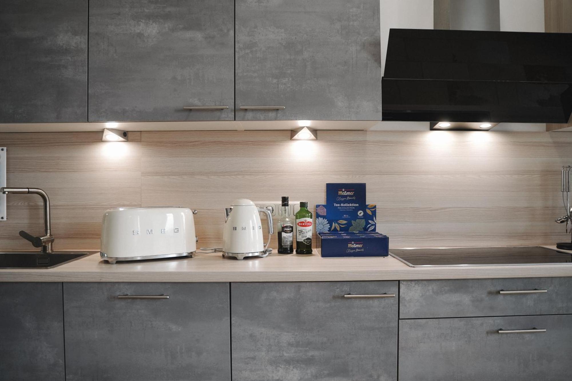 Loewenherz Homes Luxury Apartment - Stadt- Und Seenaehe - Fellnasenfreundlich - Lichtdurchflutet Stephanskirchen エクステリア 写真